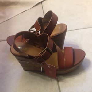 8.5 cognac wedge